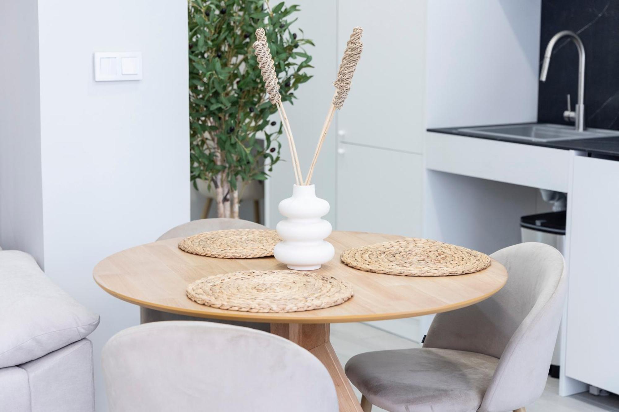 Favara B By Concept Flats * Valencia